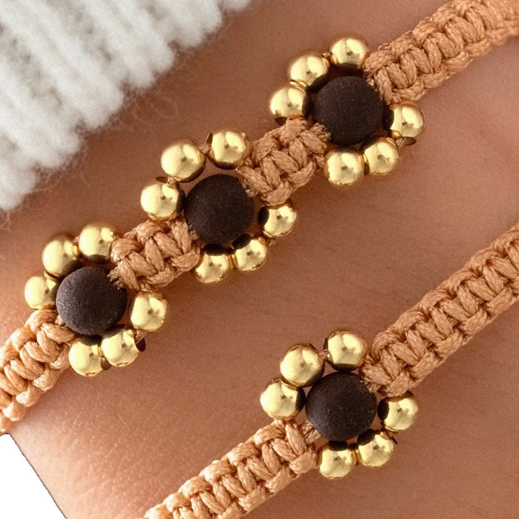 Flower Woven Bracelet in 18K gold