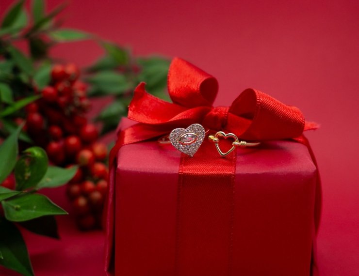 Caja de regalo elegante para joyeria de oro 18K