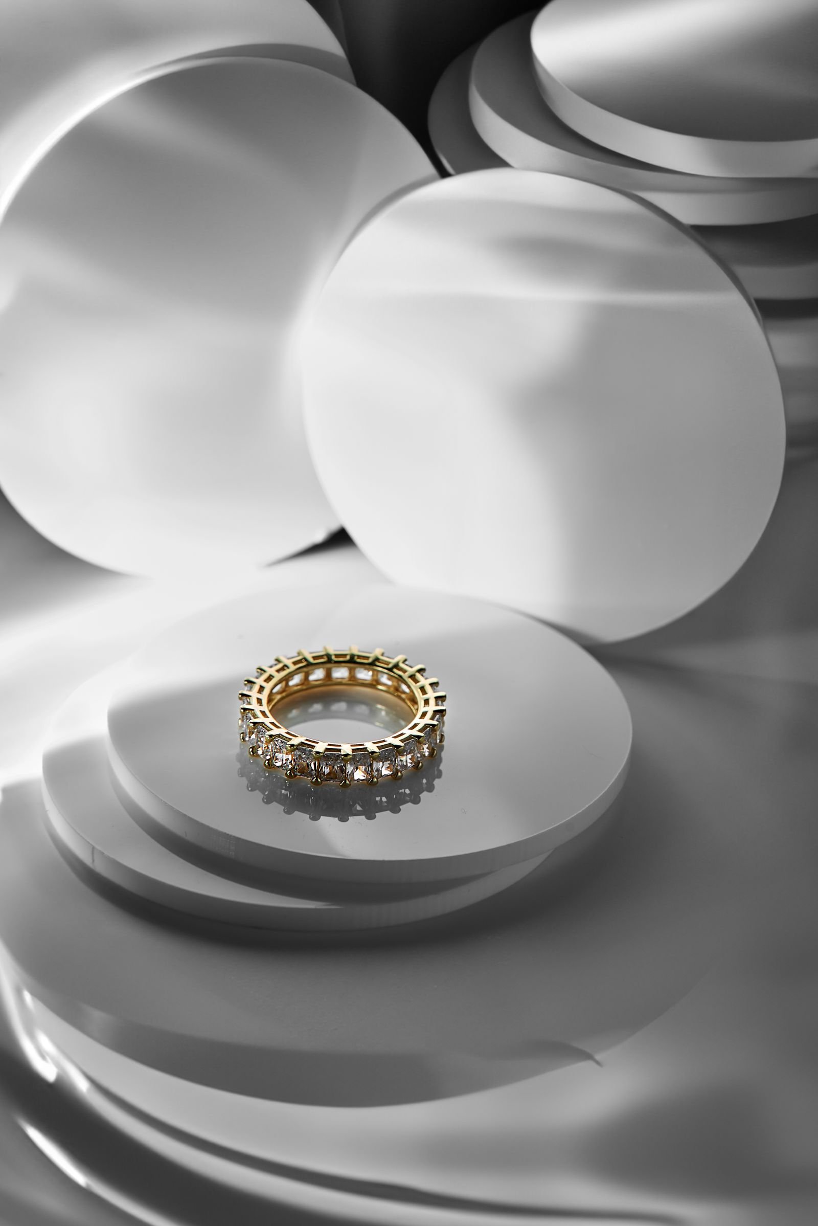 Joyería de oro 18K estilo editorial