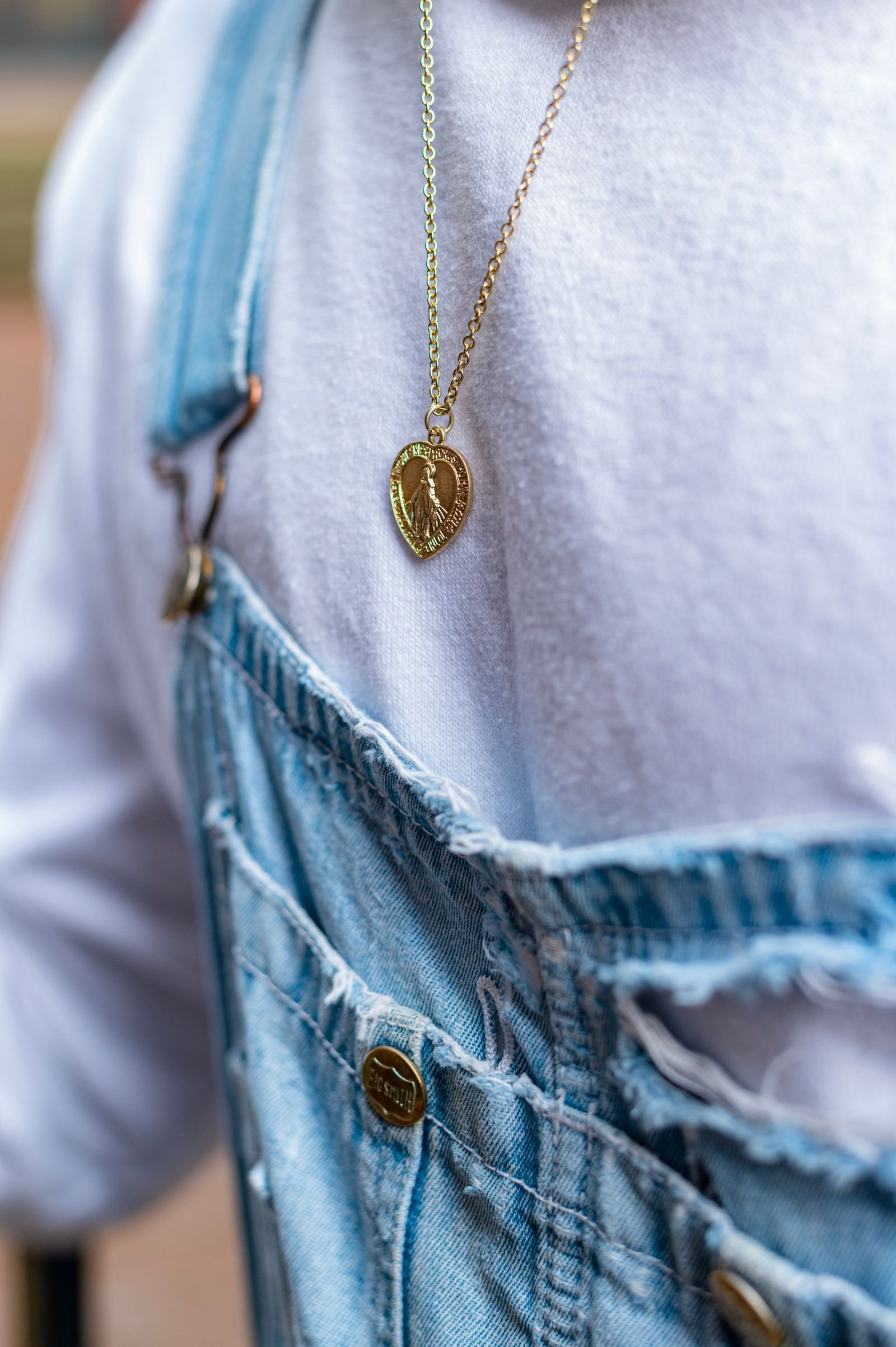 Joyería de oro 18K estilo editorial